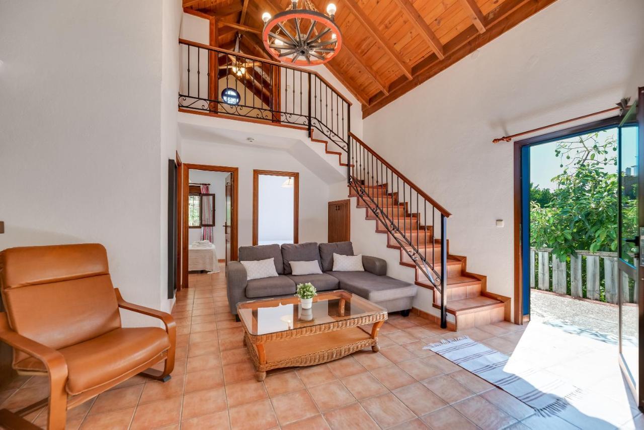 Casa Rural Entre Ojen Y Marbella 外观 照片