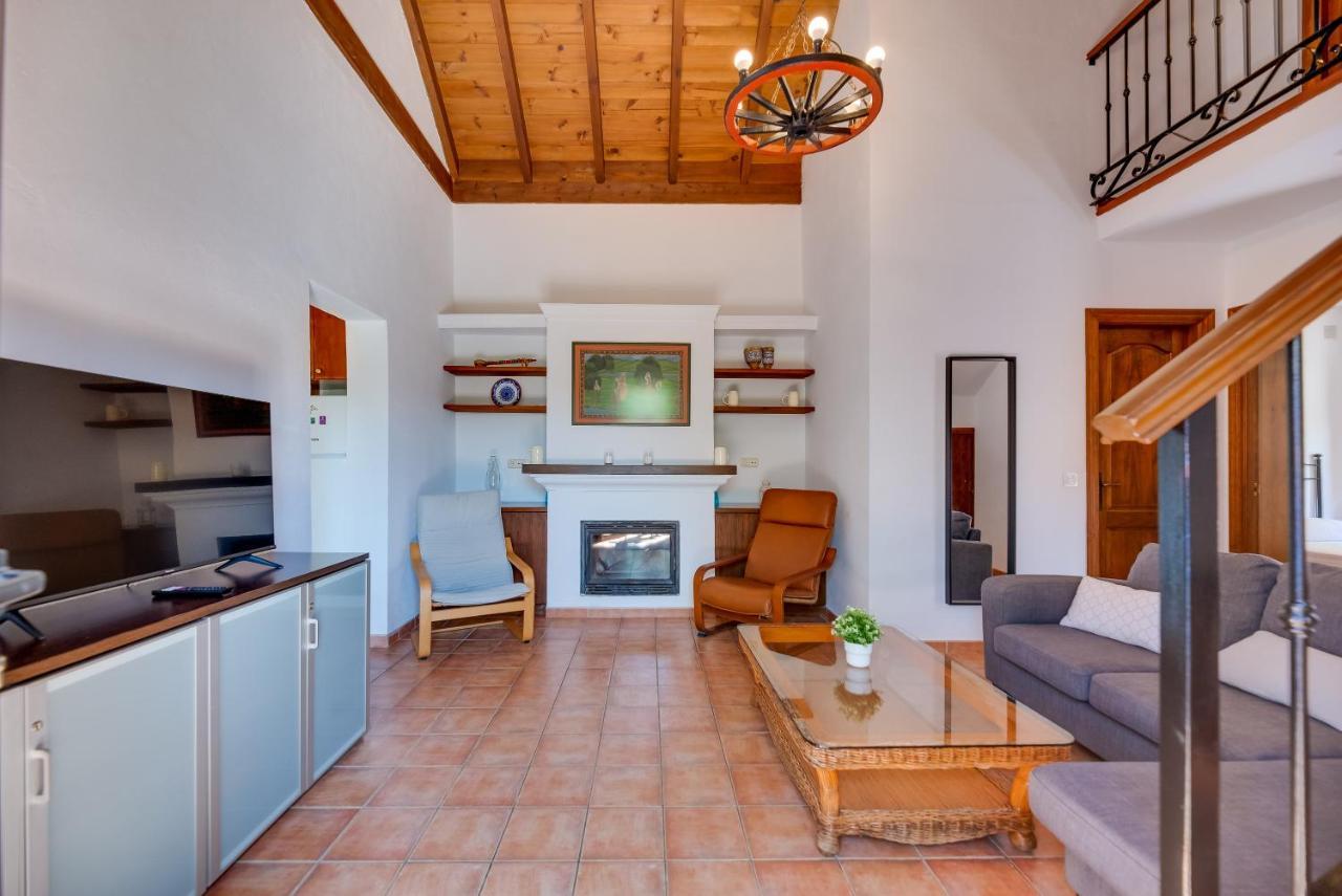 Casa Rural Entre Ojen Y Marbella 外观 照片